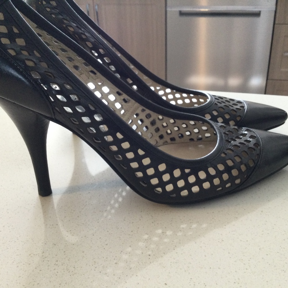Near New Gorgeous Black Michael Kors High Heels